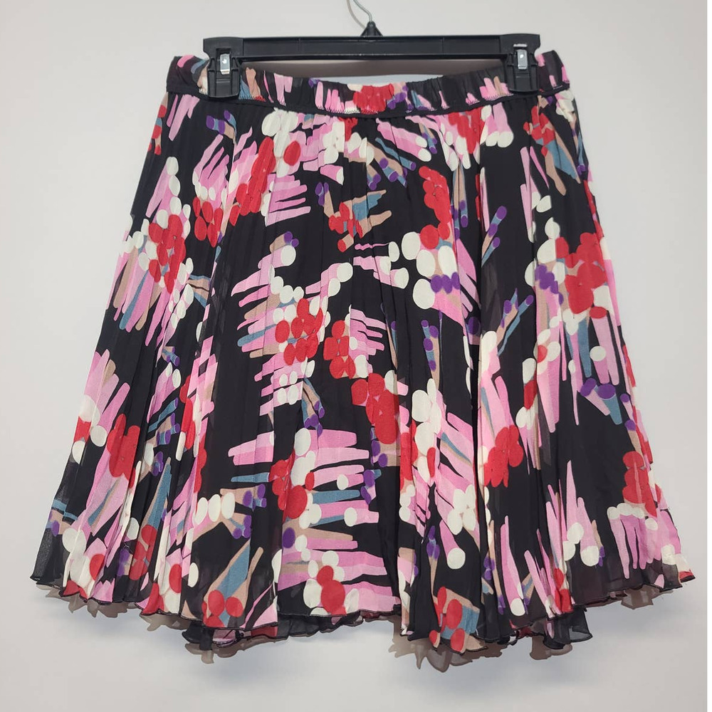 Marc Jacobs Pleated Mini Skirt Size 6